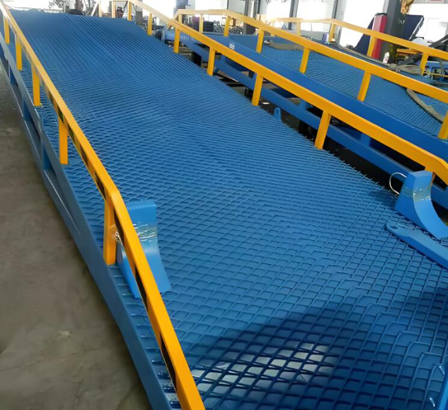 工业园区移动式液压登车桥